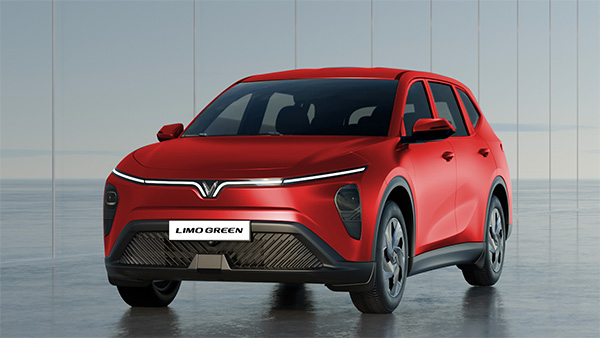 Đầu xe VinFast Limo Green