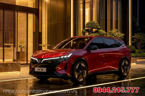VinFast VF 8 màu trắng