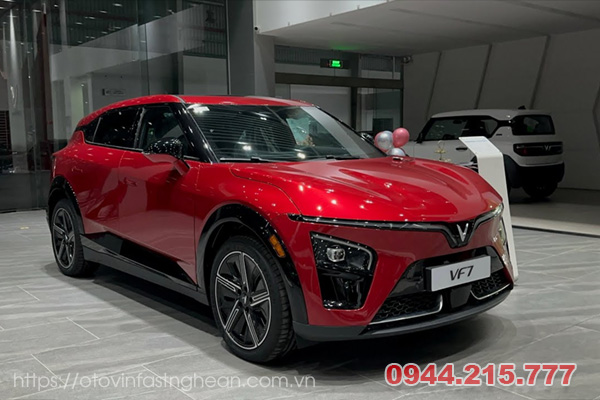 VinFast VF 7 màu đỏ